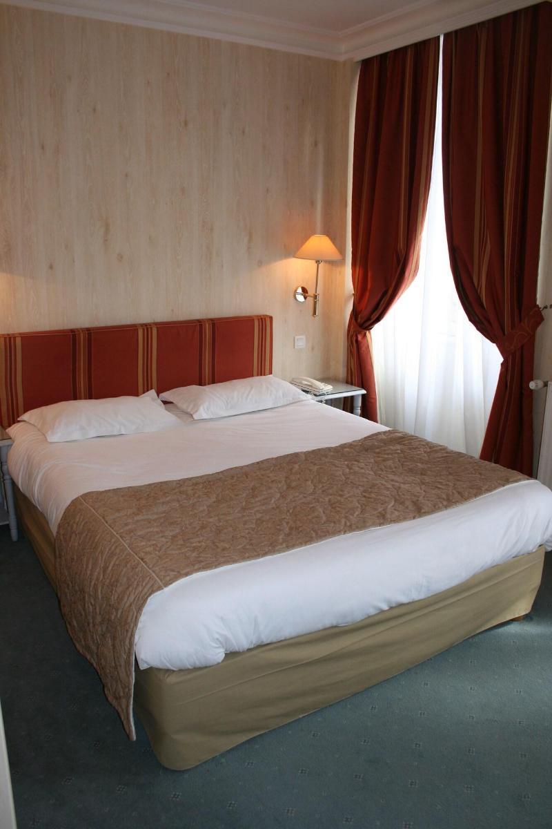 Hôtel Le D'Avaugour Dinan Extérieur photo