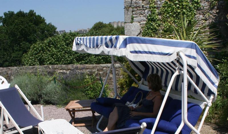 Hôtel Le D'Avaugour Dinan Extérieur photo