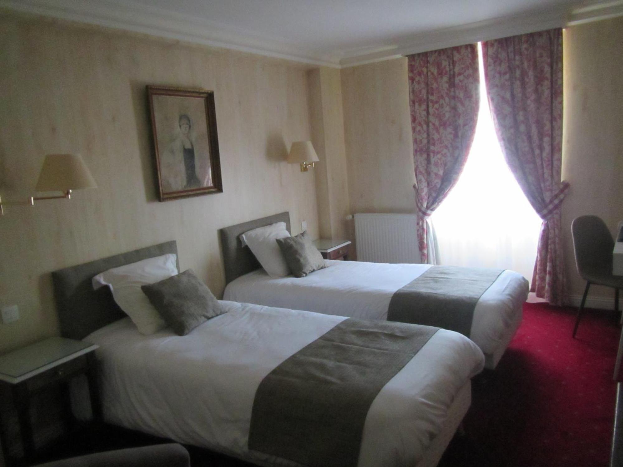 Hôtel Le D'Avaugour Dinan Extérieur photo